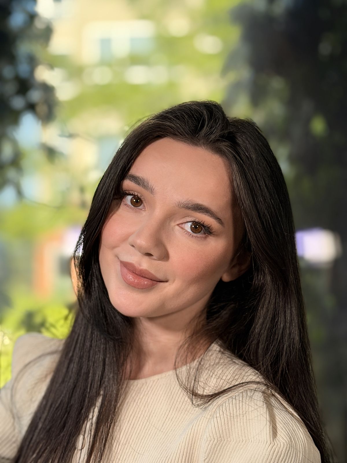 Soft glam makeup — after